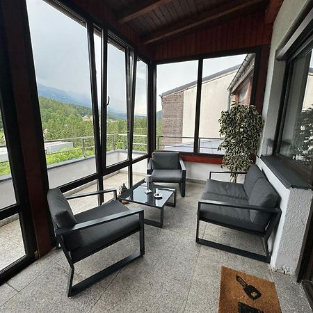 Best View Ap With Parking And 2 Bathrooms Sinaia Zewnętrze zdjęcie