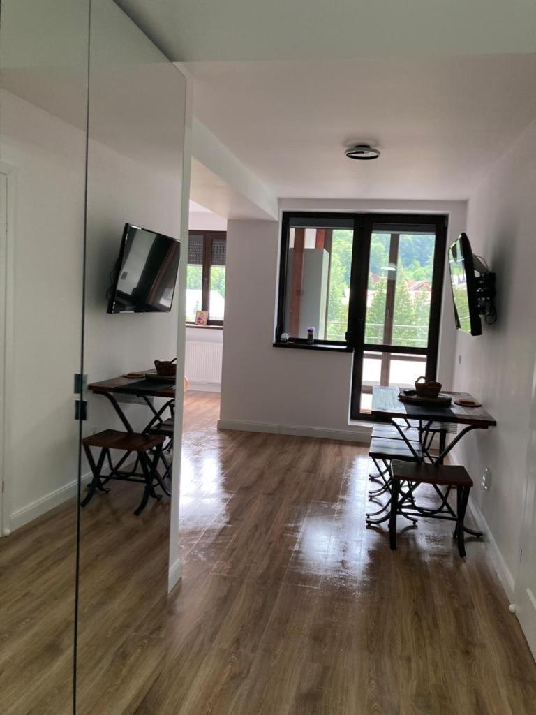Best View Ap With Parking And 2 Bathrooms Sinaia Zewnętrze zdjęcie