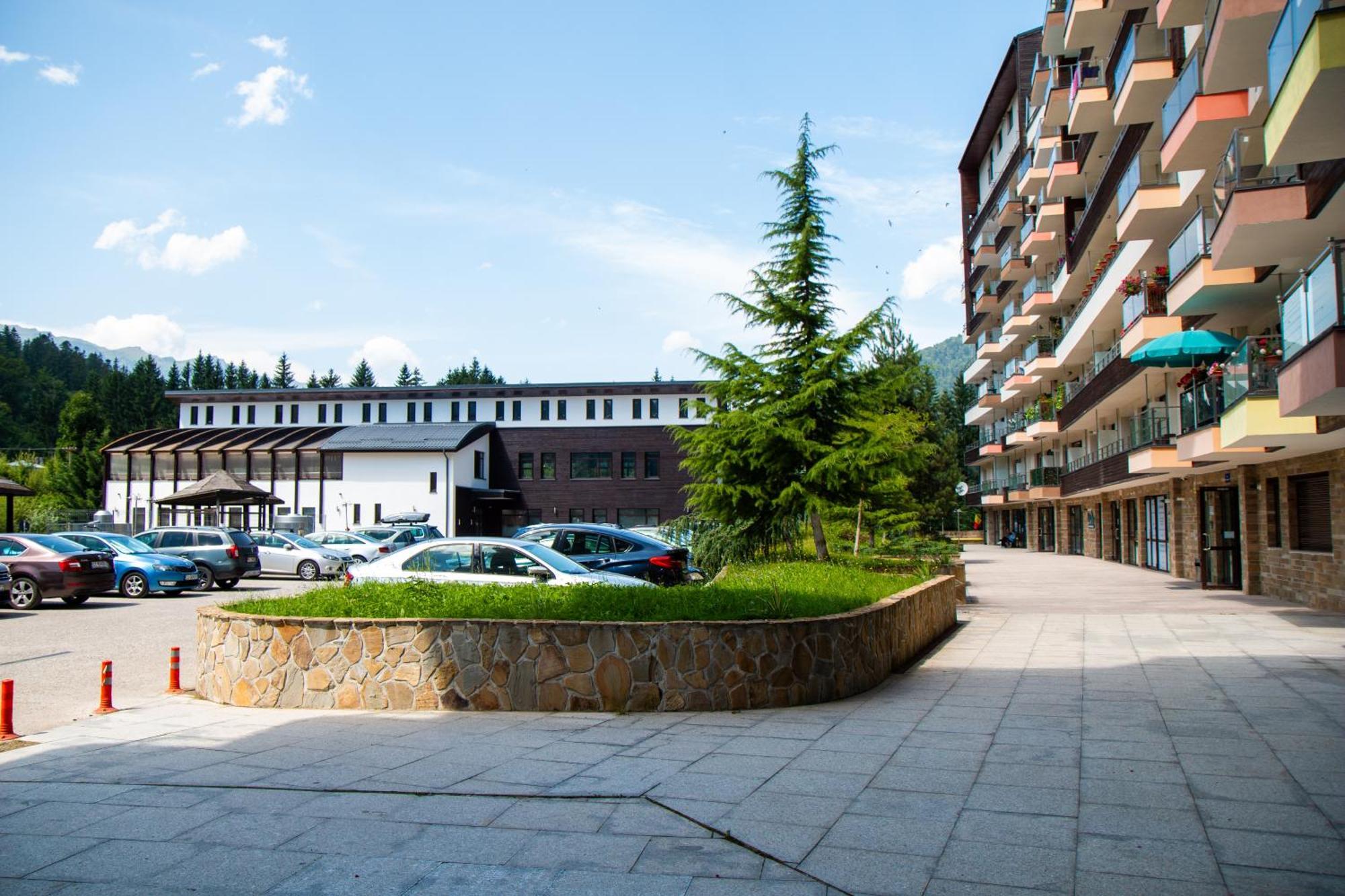 Best View Ap With Parking And 2 Bathrooms Sinaia Zewnętrze zdjęcie
