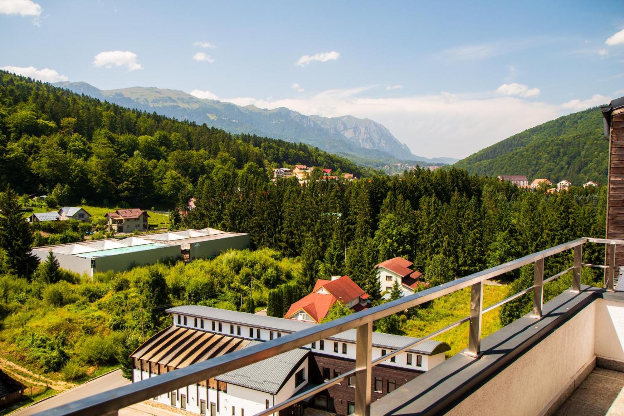 Best View Ap With Parking And 2 Bathrooms Sinaia Zewnętrze zdjęcie
