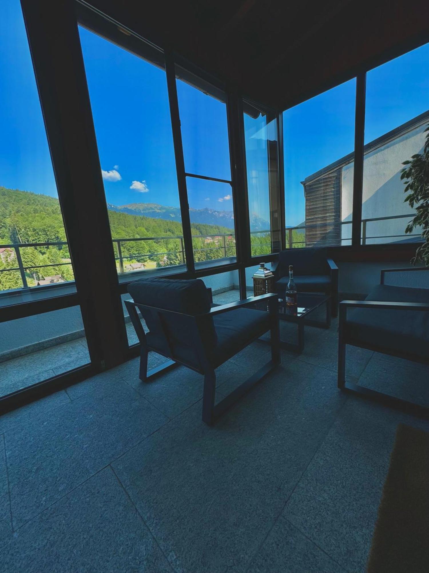 Best View Ap With Parking And 2 Bathrooms Sinaia Zewnętrze zdjęcie